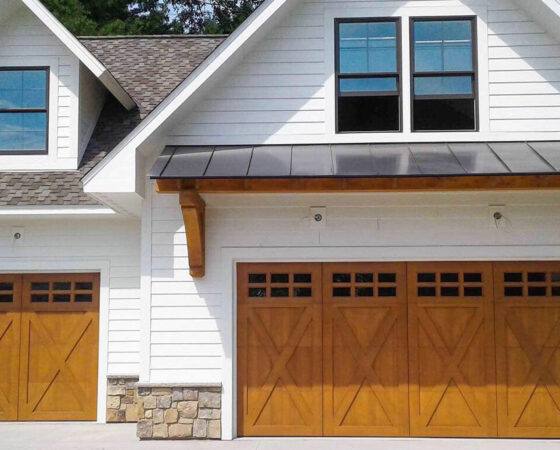 Overhead Garage Door in Appleton, Oshkosh, WI, Green Bay, Neenah, WI and Surrounding Areas