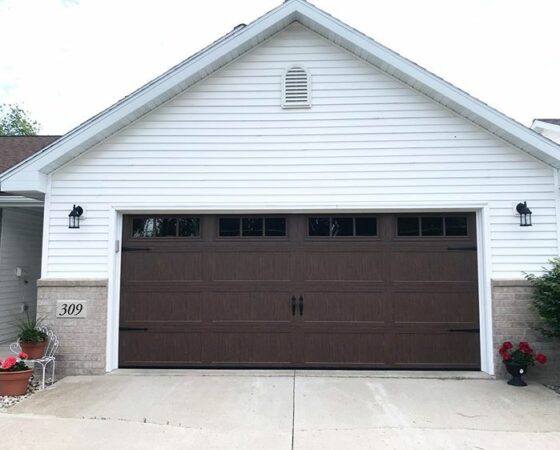 Overhead Doors in Green Bay, Appleton, Neenah, WI, & Surrounding Areas